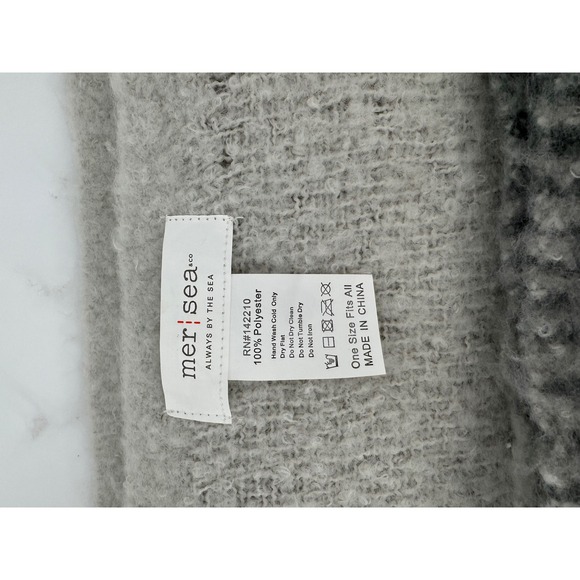 Mer Sea & Co Scarf Grey Ombre Knit Fringe Tassel Wrap Shawl One Size - Picture 3 of 3